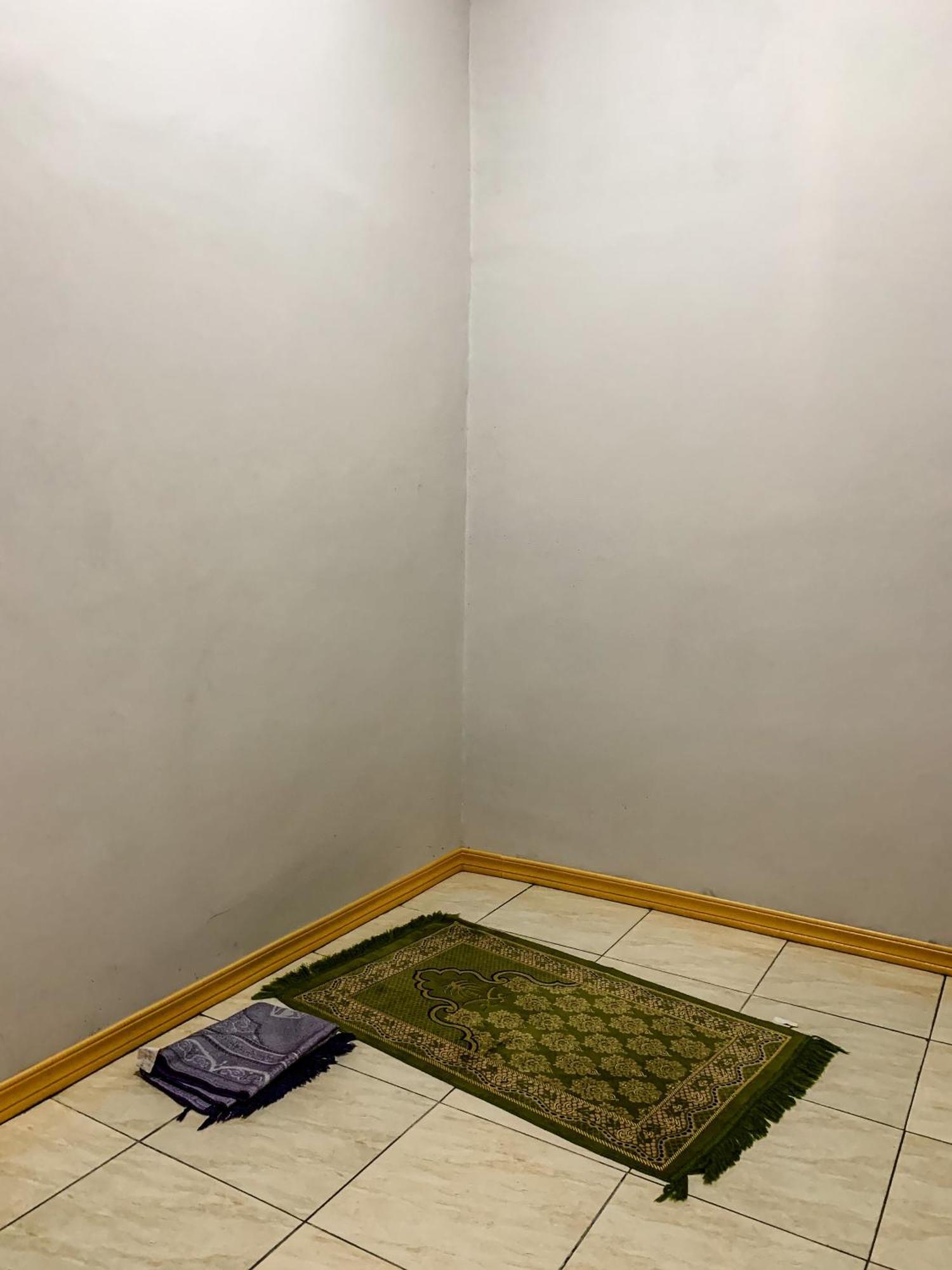 Romadhoni Homestay Magelang Esterno foto