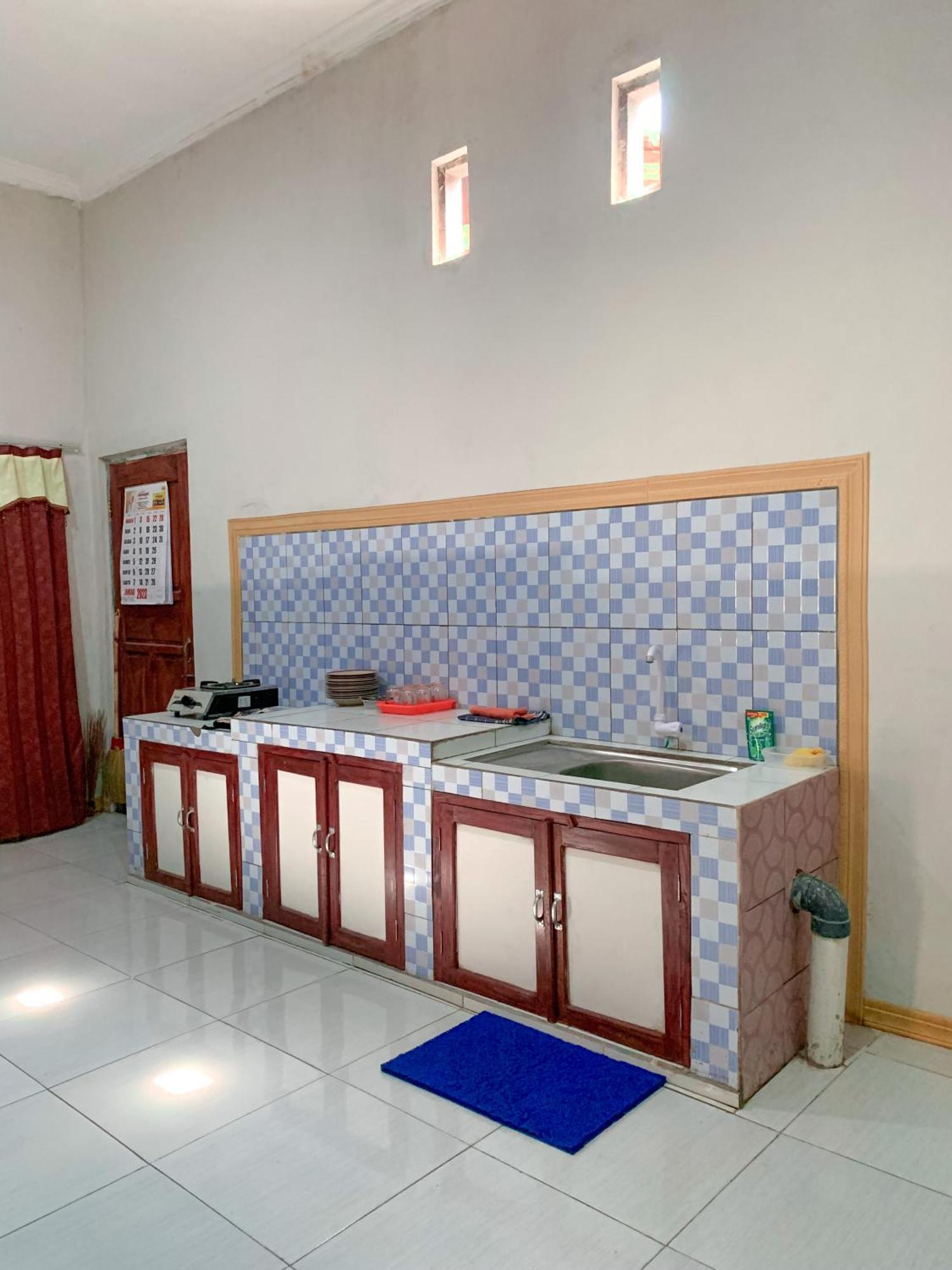 Romadhoni Homestay Magelang Esterno foto